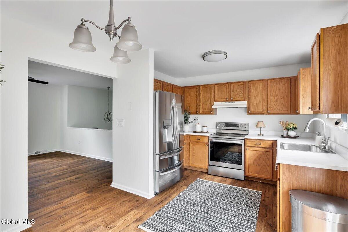 160 Maple Avenue Glenville NY 12302