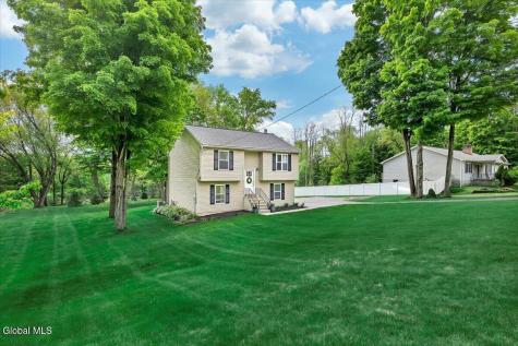 160 Maple Avenue Glenville NY 12302