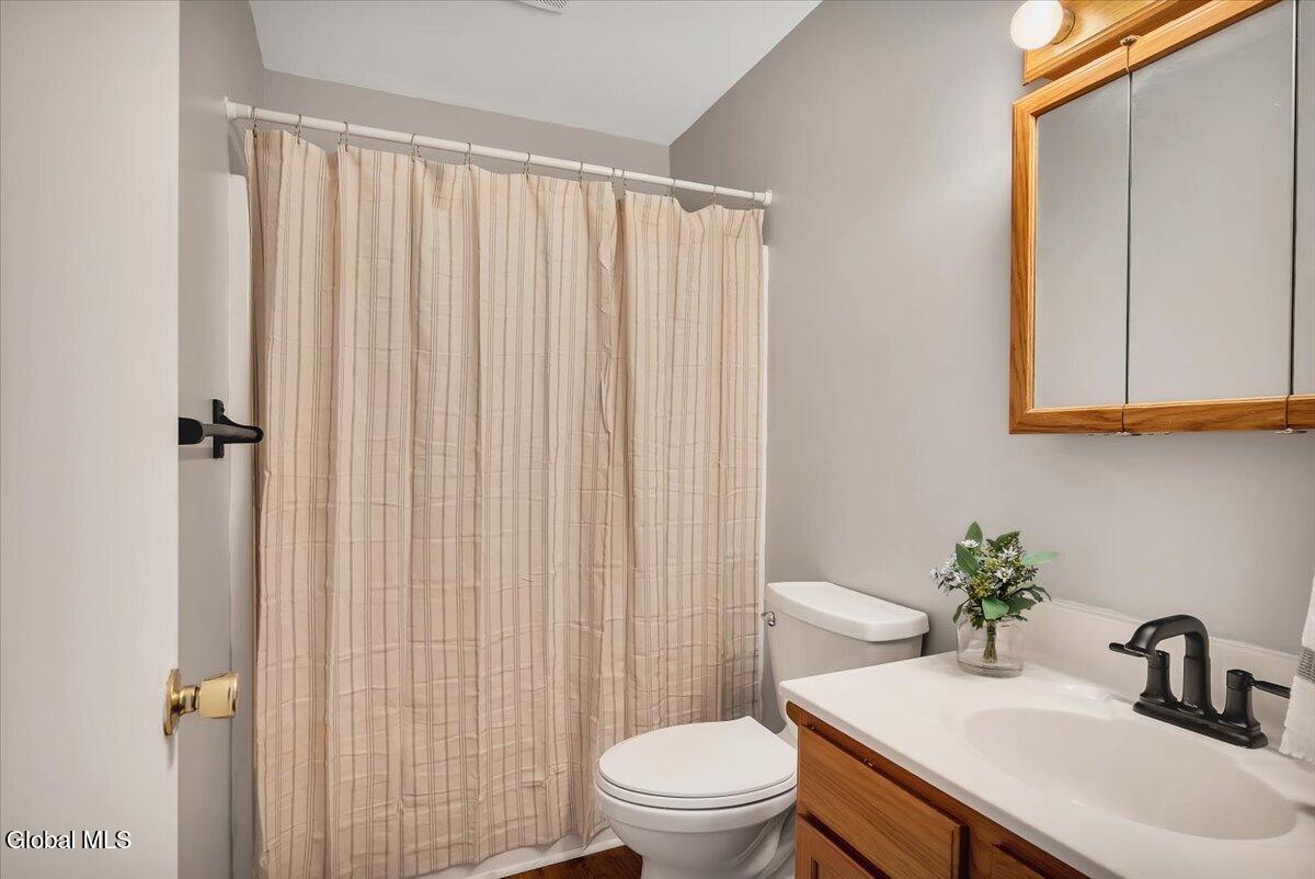 160 Maple Avenue Glenville NY 12302