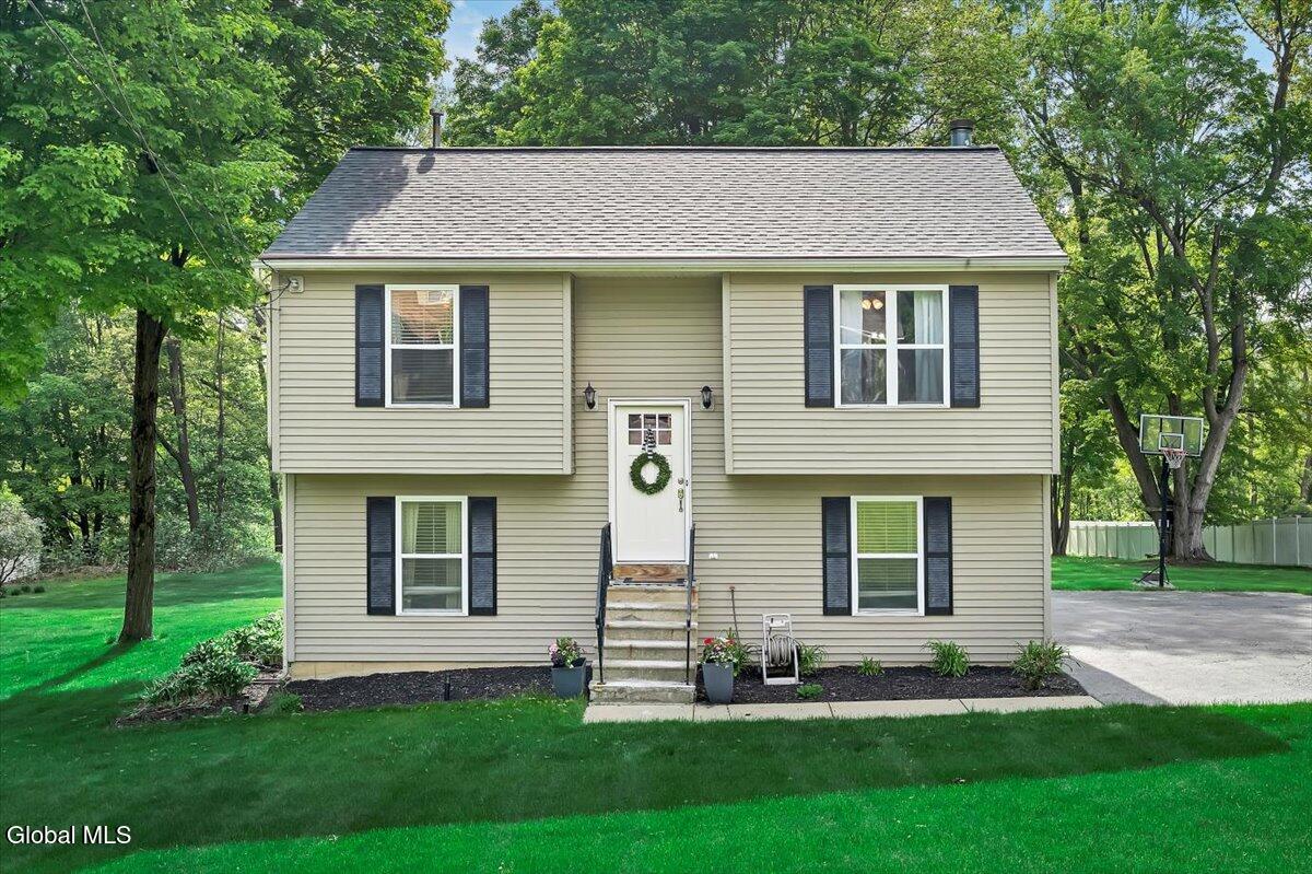 160 Maple Avenue Glenville NY 12302