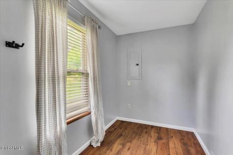 160 Maple Avenue Glenville NY 12302