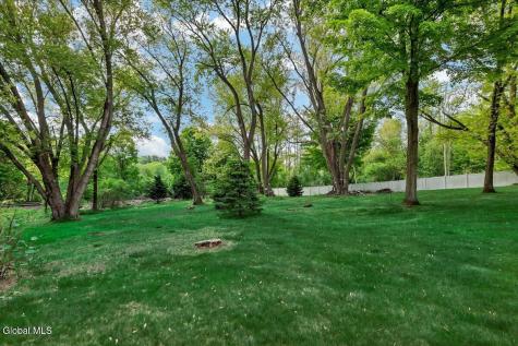 160 Maple Avenue Glenville NY 12302