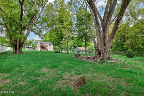 160 Maple Avenue Glenville NY 12302