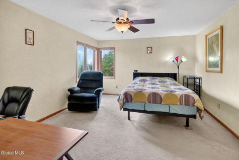 23 Rolling Hills Road Niskayuna NY 12309
