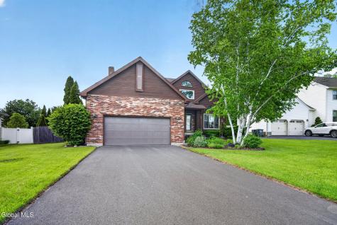 23 Rolling Hills Road Niskayuna NY 12309