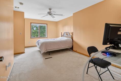 23 Rolling Hills Road Niskayuna NY 12309