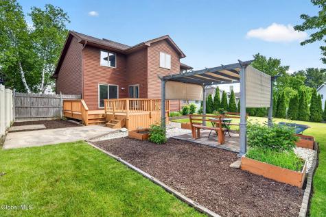 23 Rolling Hills Road Niskayuna NY 12309
