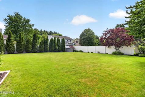 23 Rolling Hills Road Niskayuna NY 12309