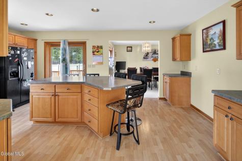 23 Rolling Hills Road Niskayuna NY 12309