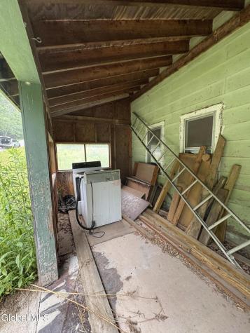 707 S Mountain Road Conesville NY 12076