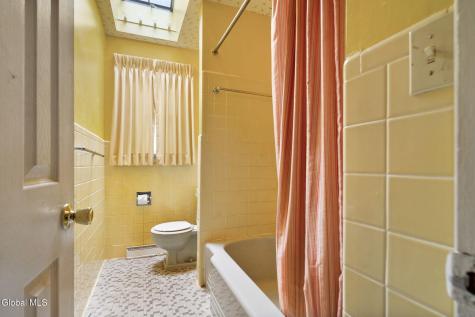 23 Colonial Avenue Albany NY 12203