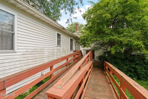 23 Colonial Avenue Albany NY 12203