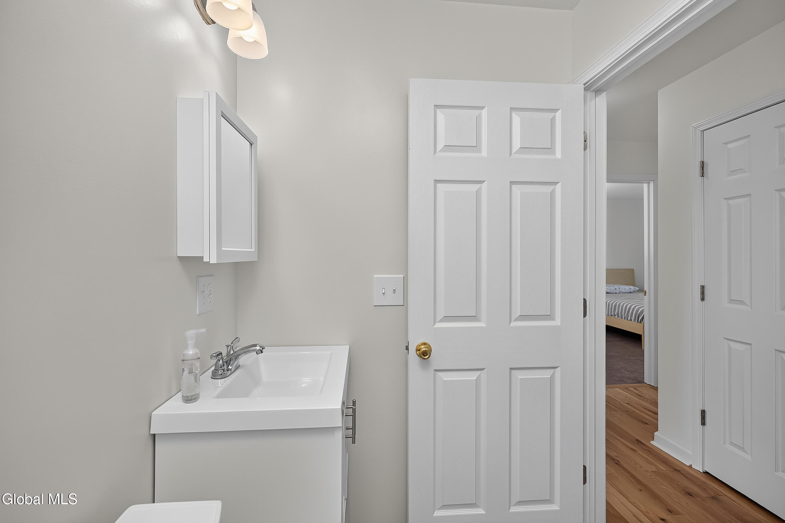 39 New Jersey Avenue Rensselaer NY 12144