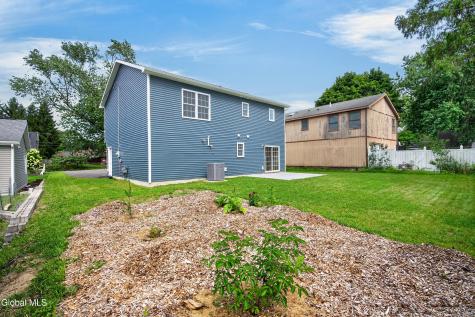 39 New Jersey Avenue Rensselaer NY 12144