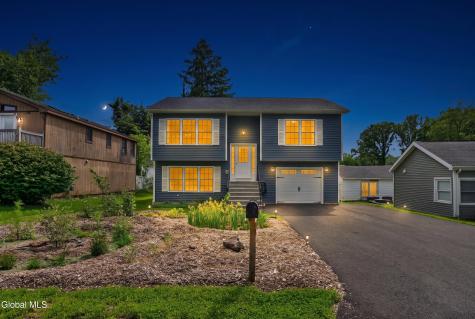 39 New Jersey Avenue Rensselaer NY 12144