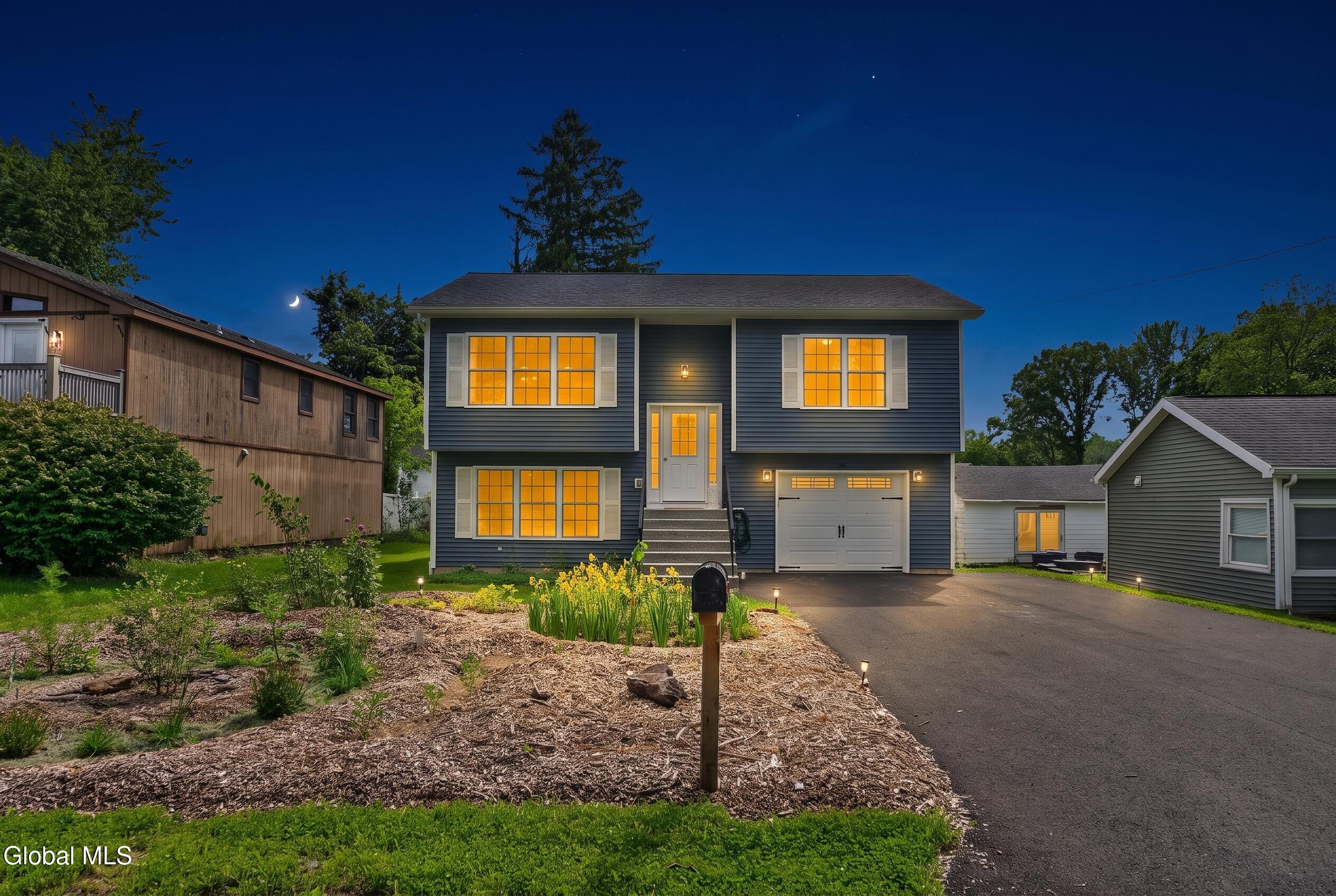 39 New Jersey Avenue Rensselaer NY 12144