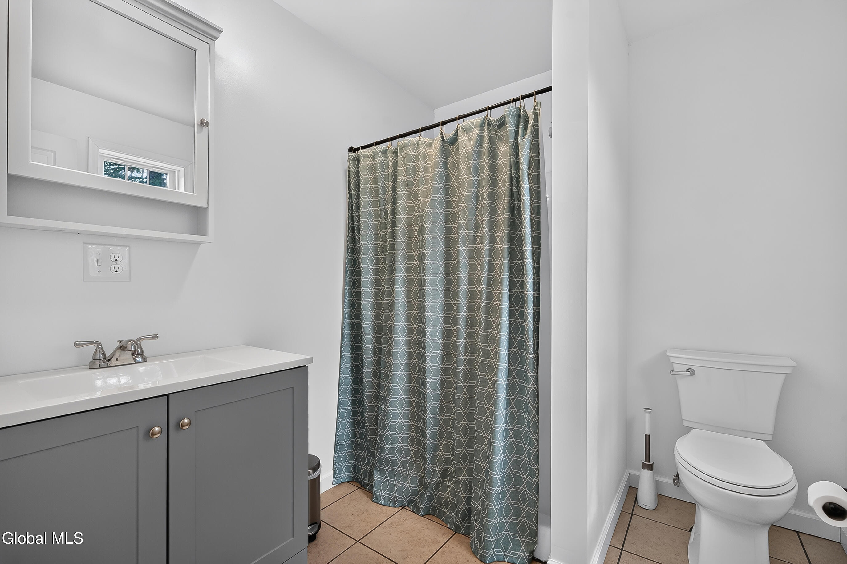 39 New Jersey Avenue Rensselaer NY 12144