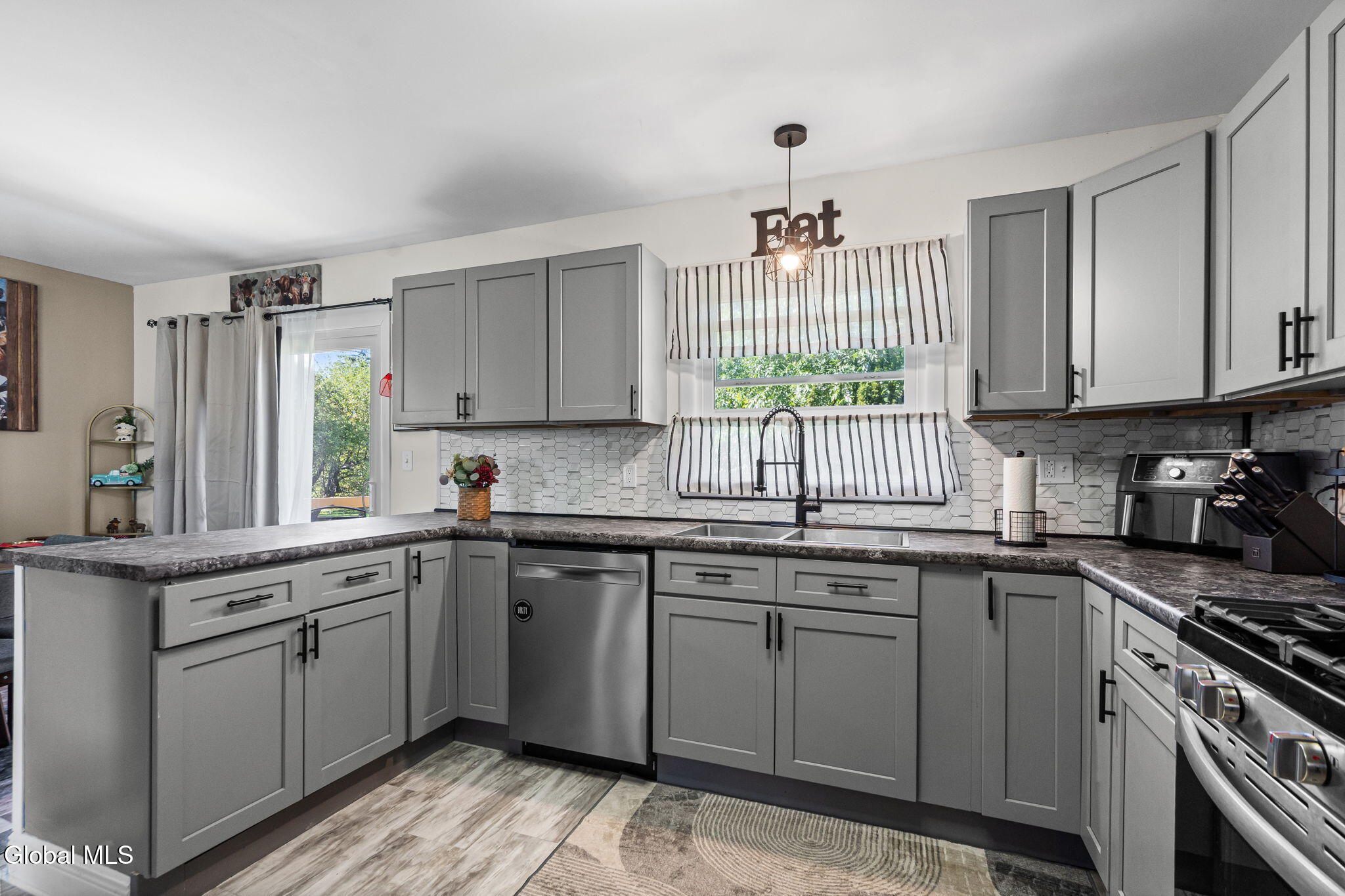 1399 Kania Road Amsterdam NY 12010