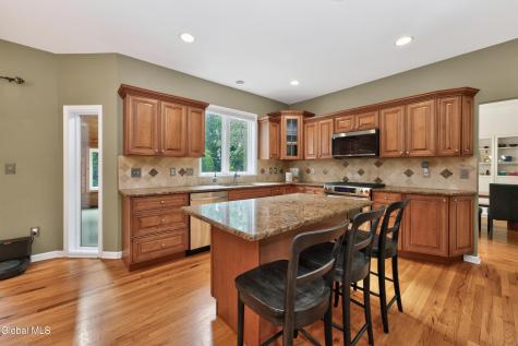 35 Ginger Terrace Clifton Park NY 12065