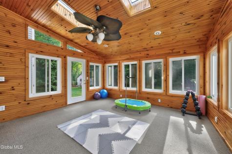 35 Ginger Terrace Clifton Park NY 12065