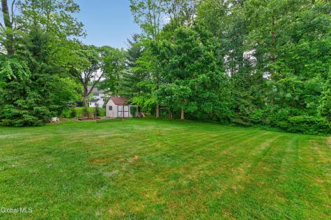 35 Ginger Terrace Clifton Park NY 12065