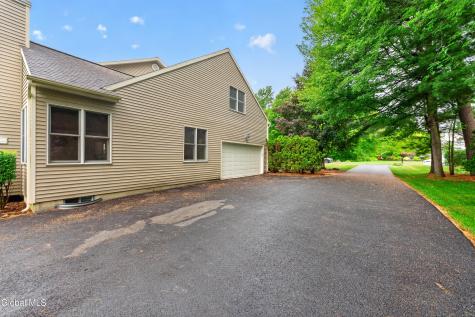 35 Ginger Terrace Clifton Park NY 12065