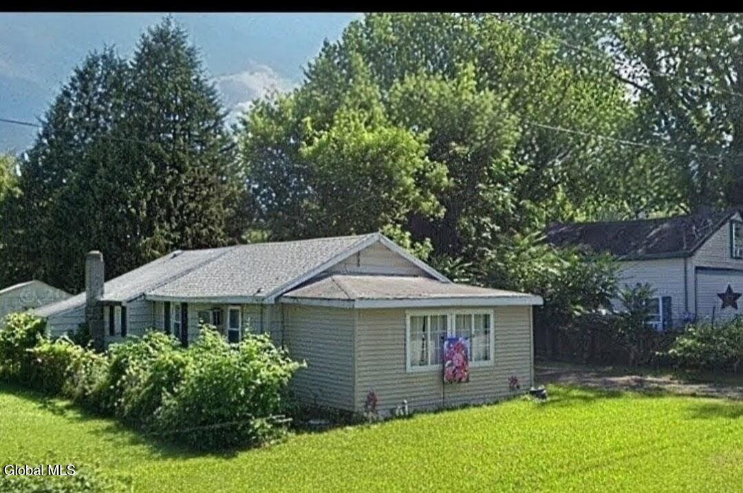 347 Hillcrest Street Troy NY 12182
