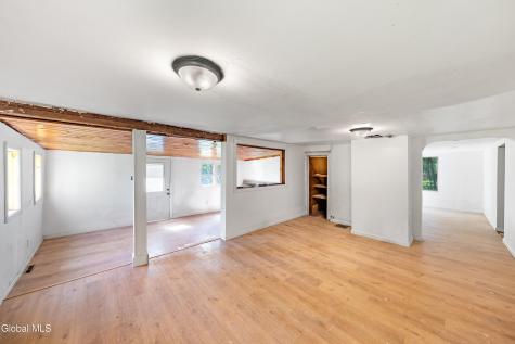7 Clearwater Street Ravena NY 12143