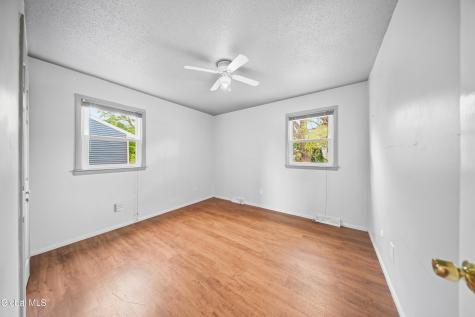 8 Denise Court Rensselaer NY 12144