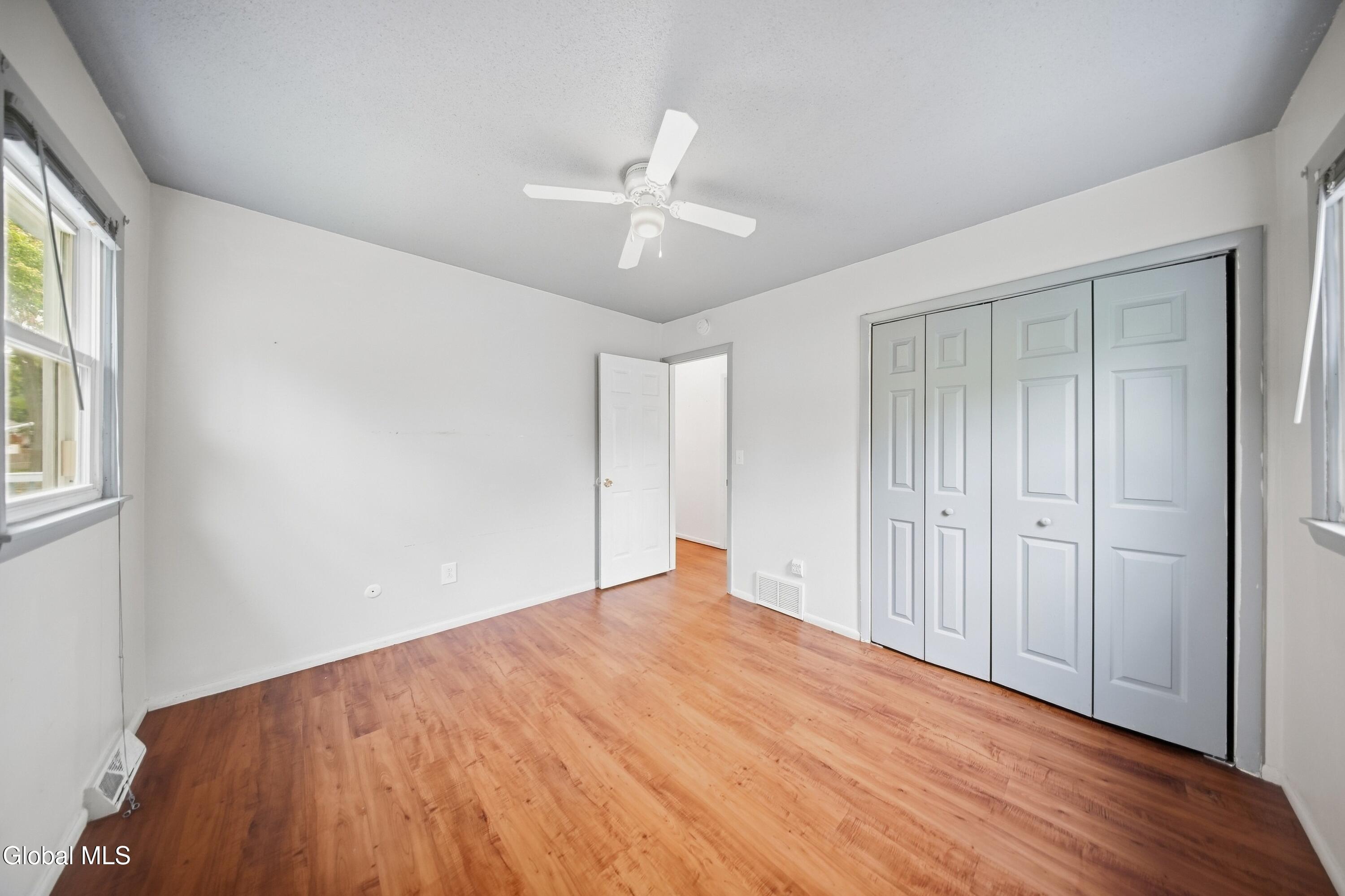 8 Denise Court Rensselaer NY 12144
