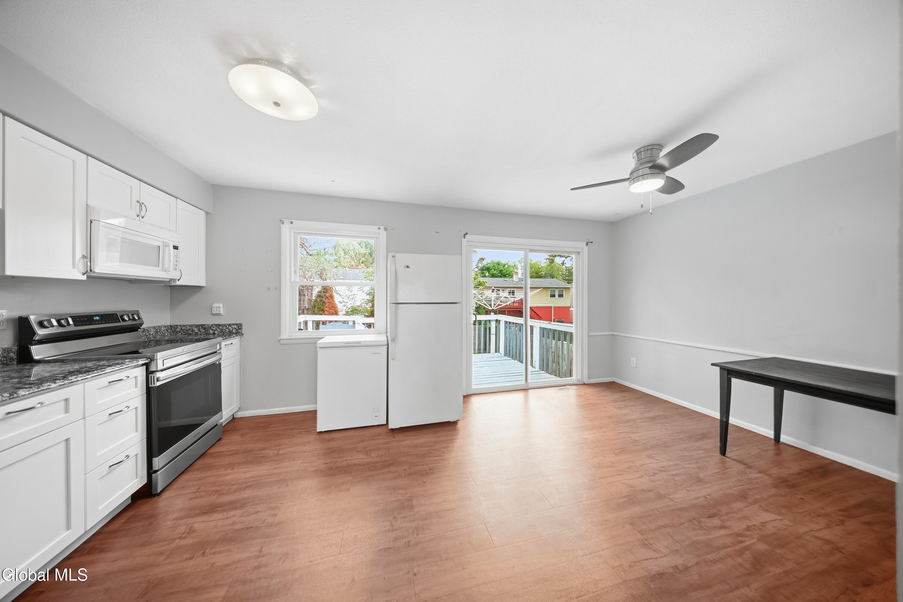 8 Denise Court Rensselaer NY 12144