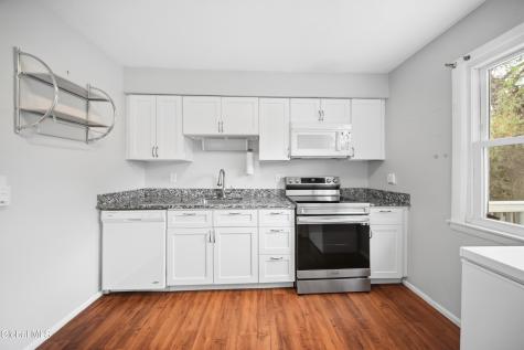 8 Denise Court Rensselaer NY 12144