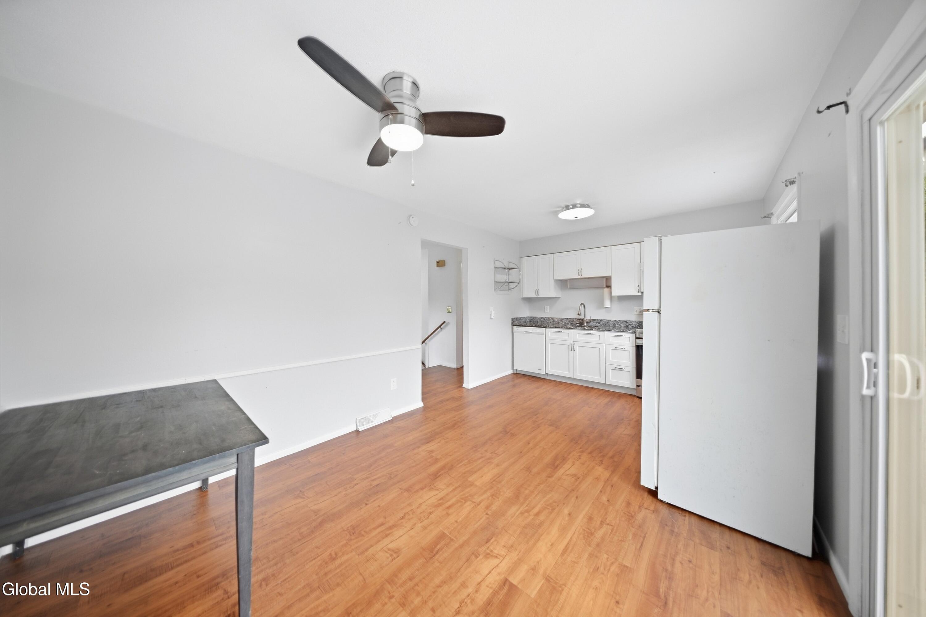 8 Denise Court Rensselaer NY 12144