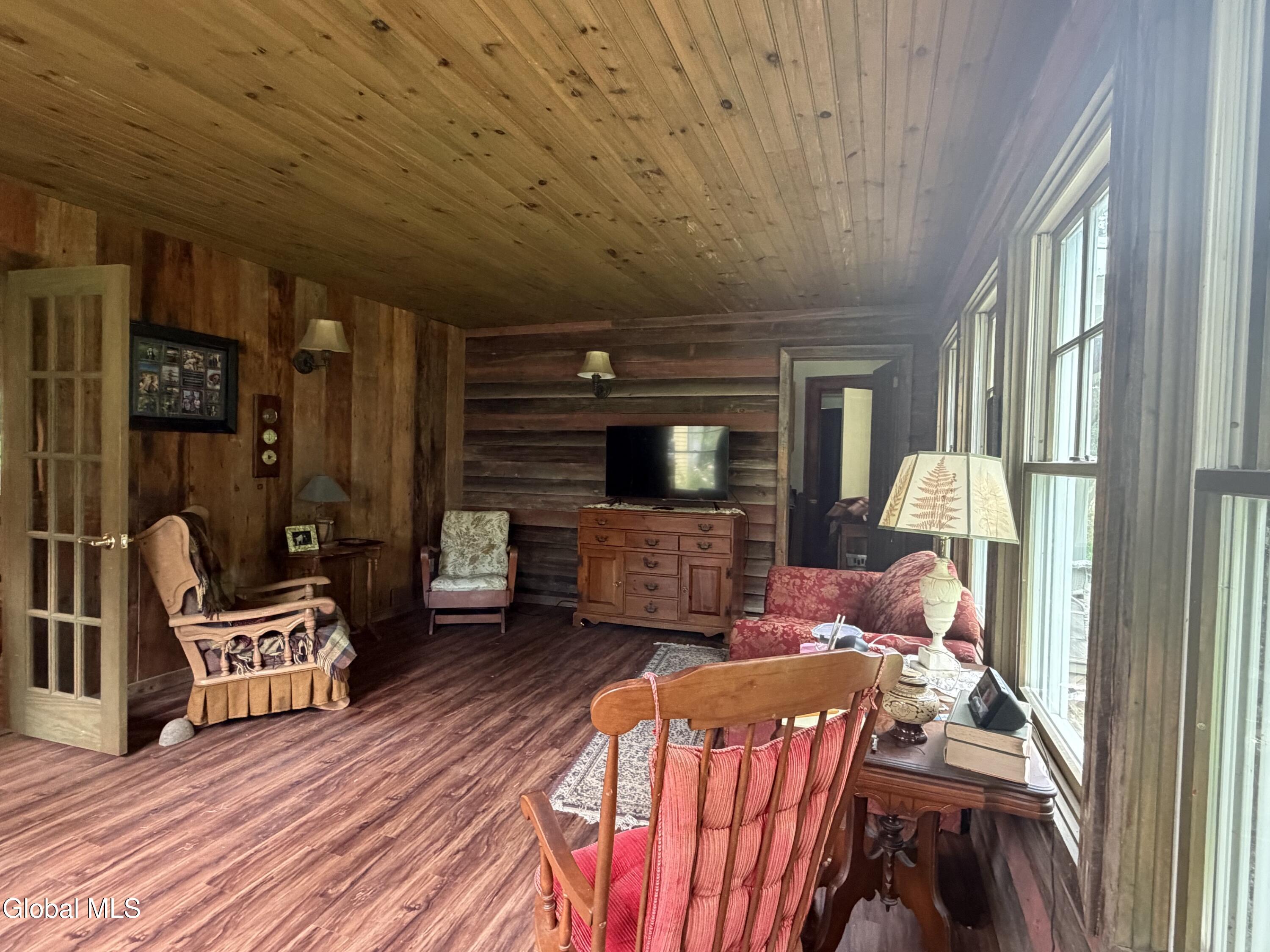 2056 Creek Road Crown Point NY 12928