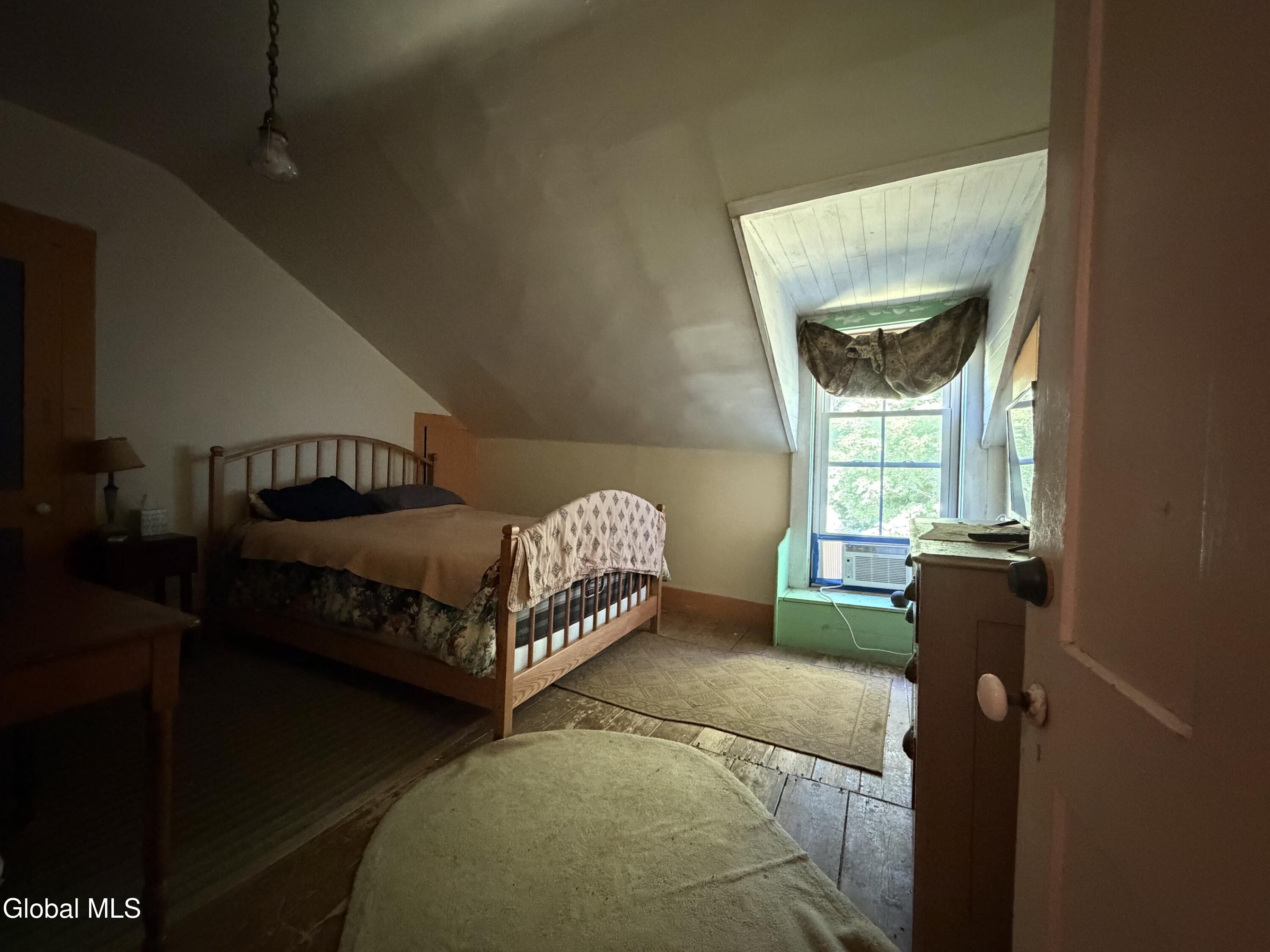 2056 Creek Road Crown Point NY 12928