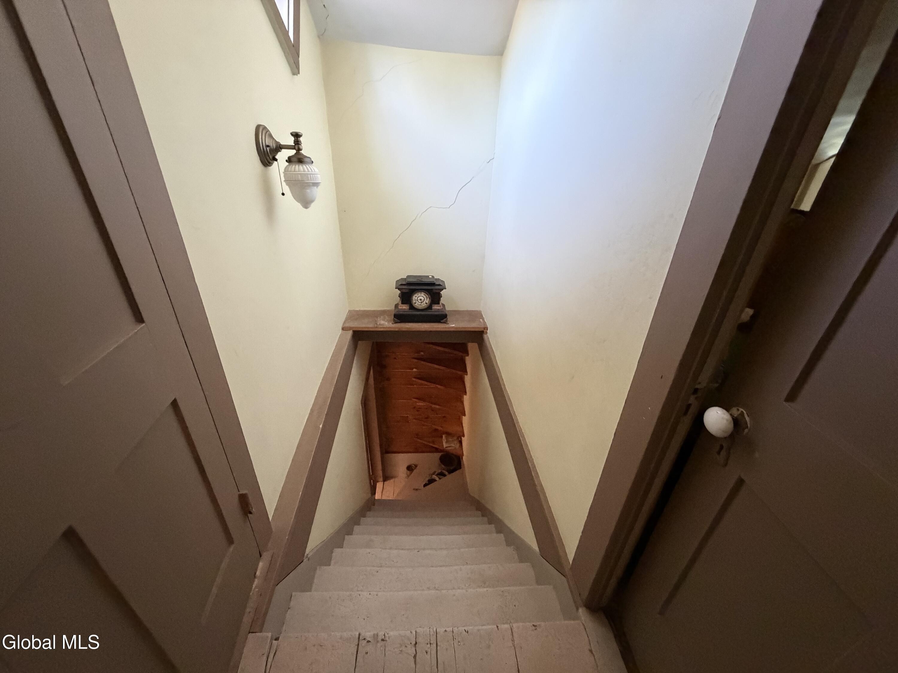 2056 Creek Road Crown Point NY 12928