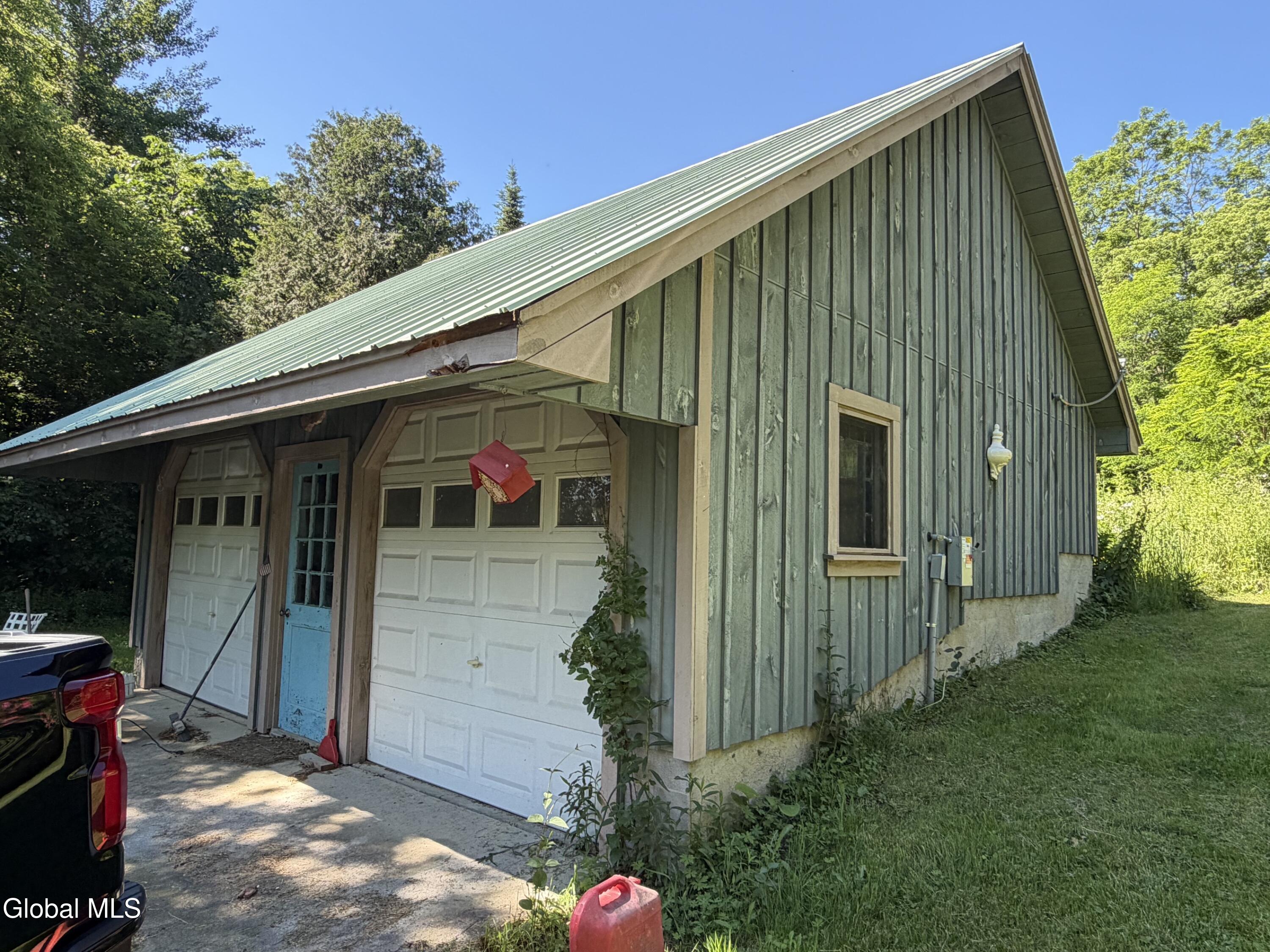 2056 Creek Road Crown Point NY 12928