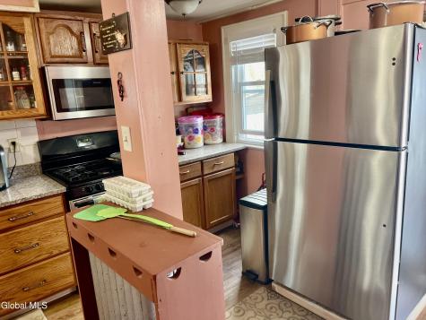 1205 Helderberg Avenue Schenectady NY 12306
