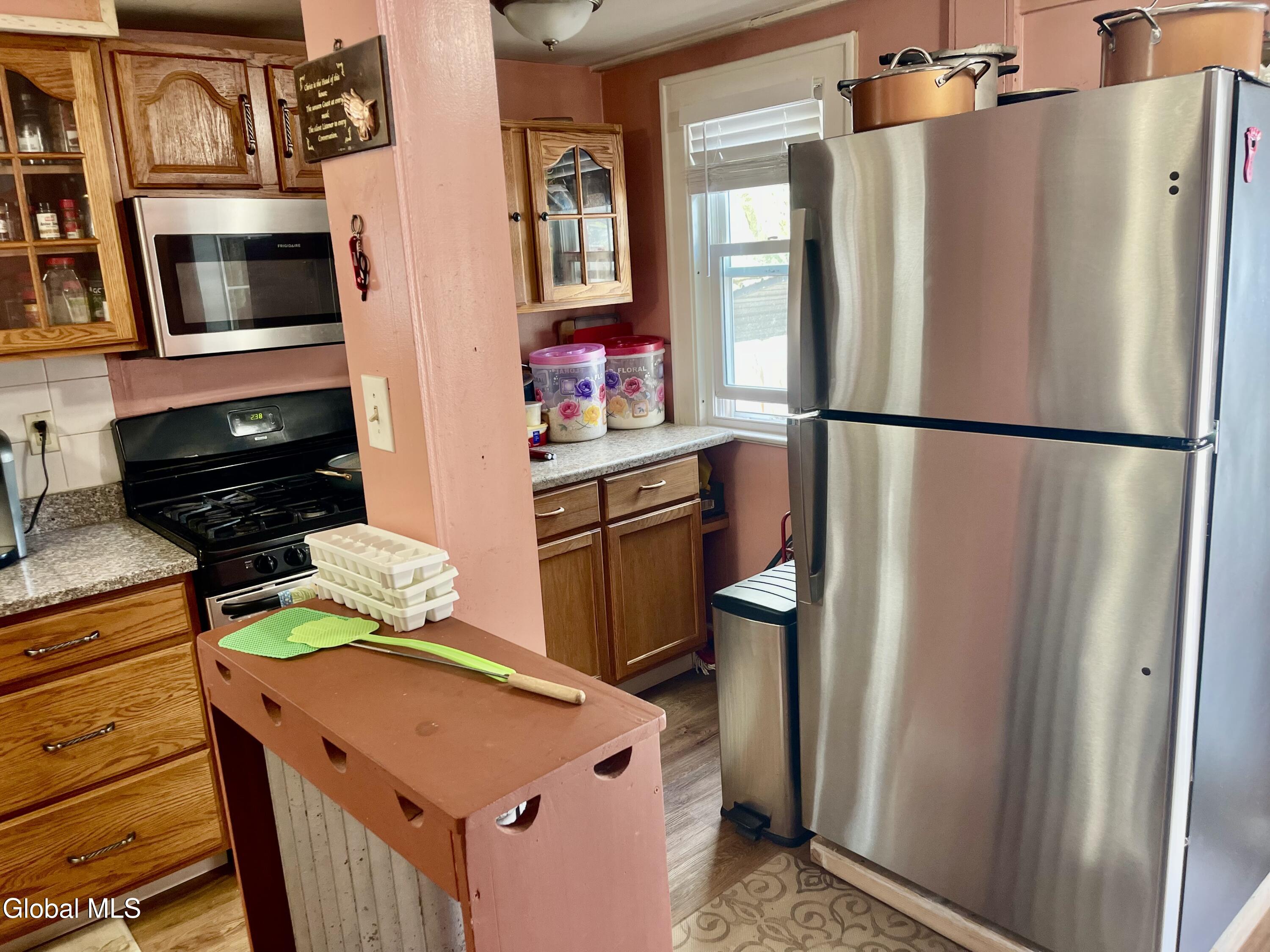 1205 Helderberg Avenue Schenectady NY 12306