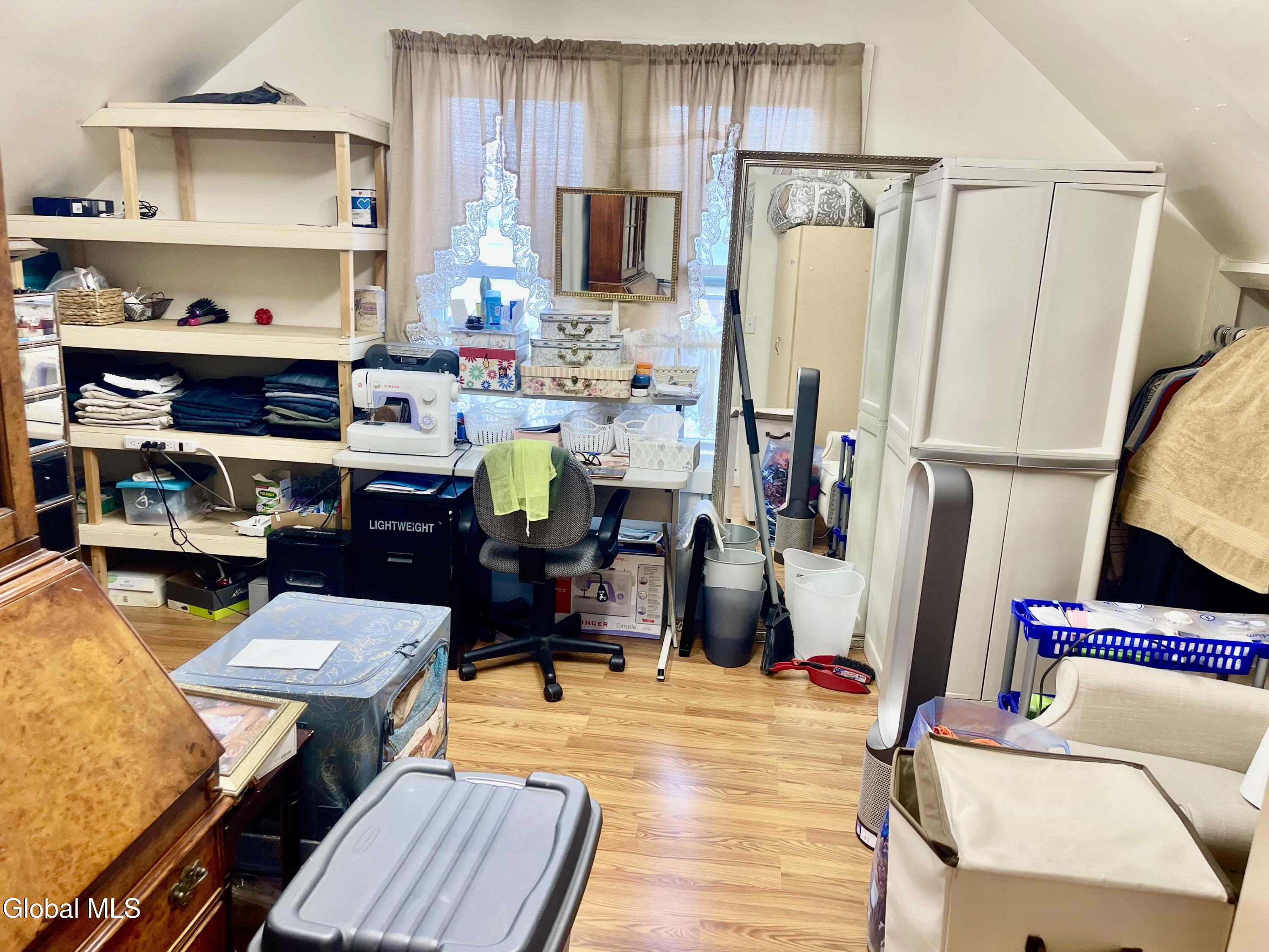 1205 Helderberg Avenue Schenectady NY 12306