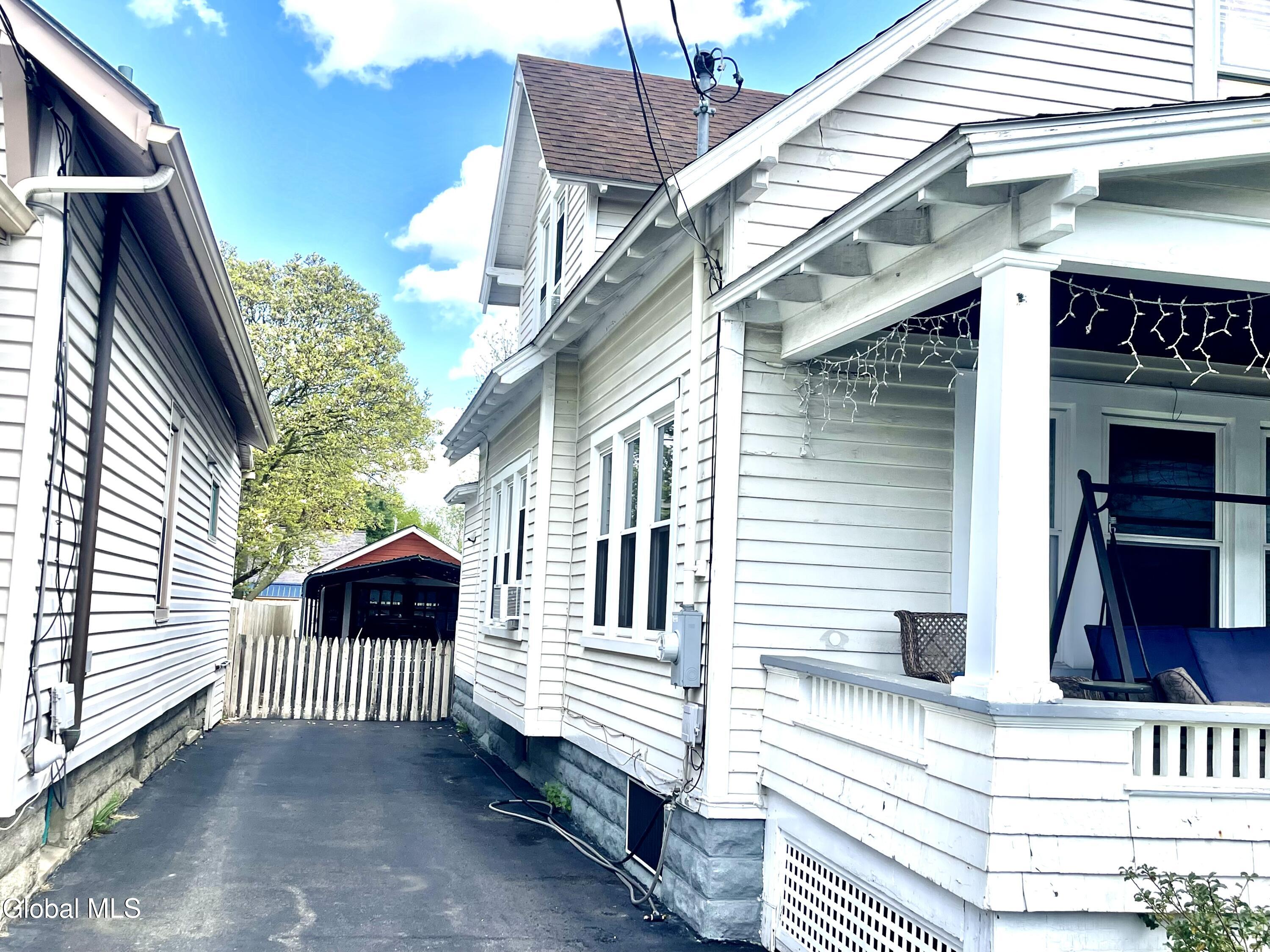 1205 Helderberg Avenue Schenectady NY 12306