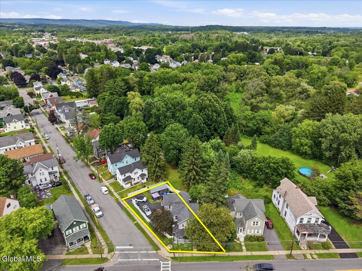 117 E State Street Johnstown NY 12095