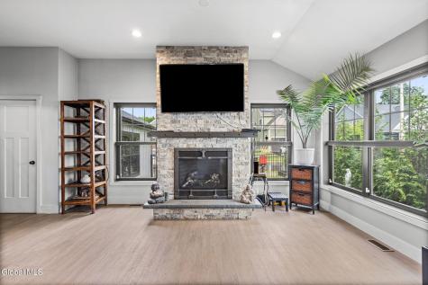 45 Doten Avenue Saratoga Springs NY 12866