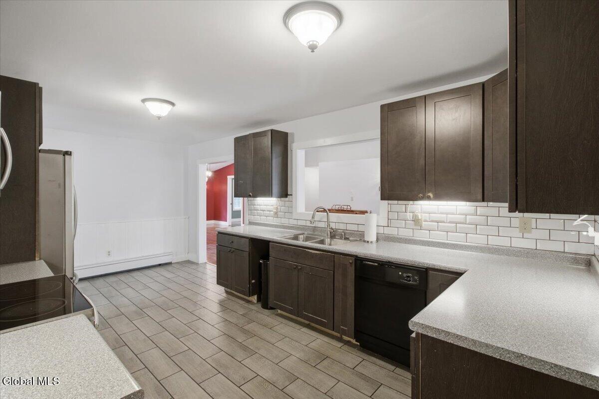 11 Denver Drive West Sand Lake NY 12196