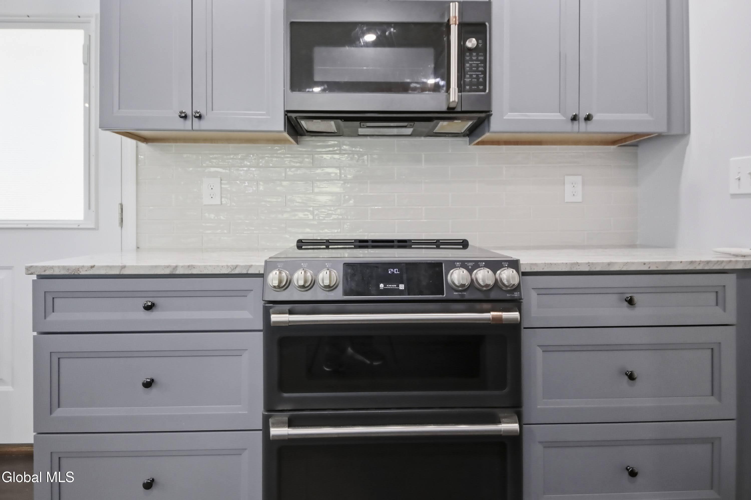 36 Snake Hill Road Glenville NY 12302