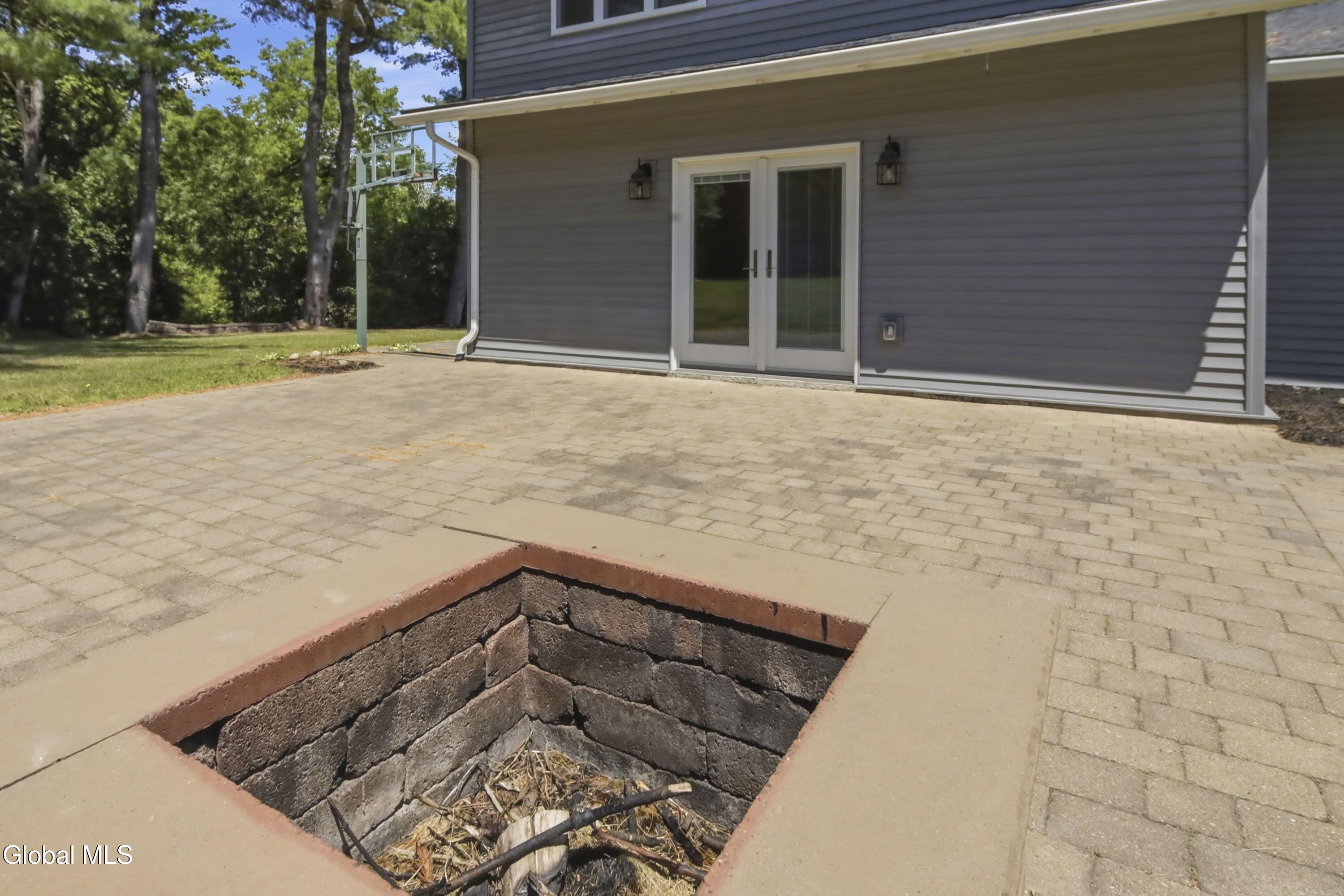 36 Snake Hill Road Glenville NY 12302