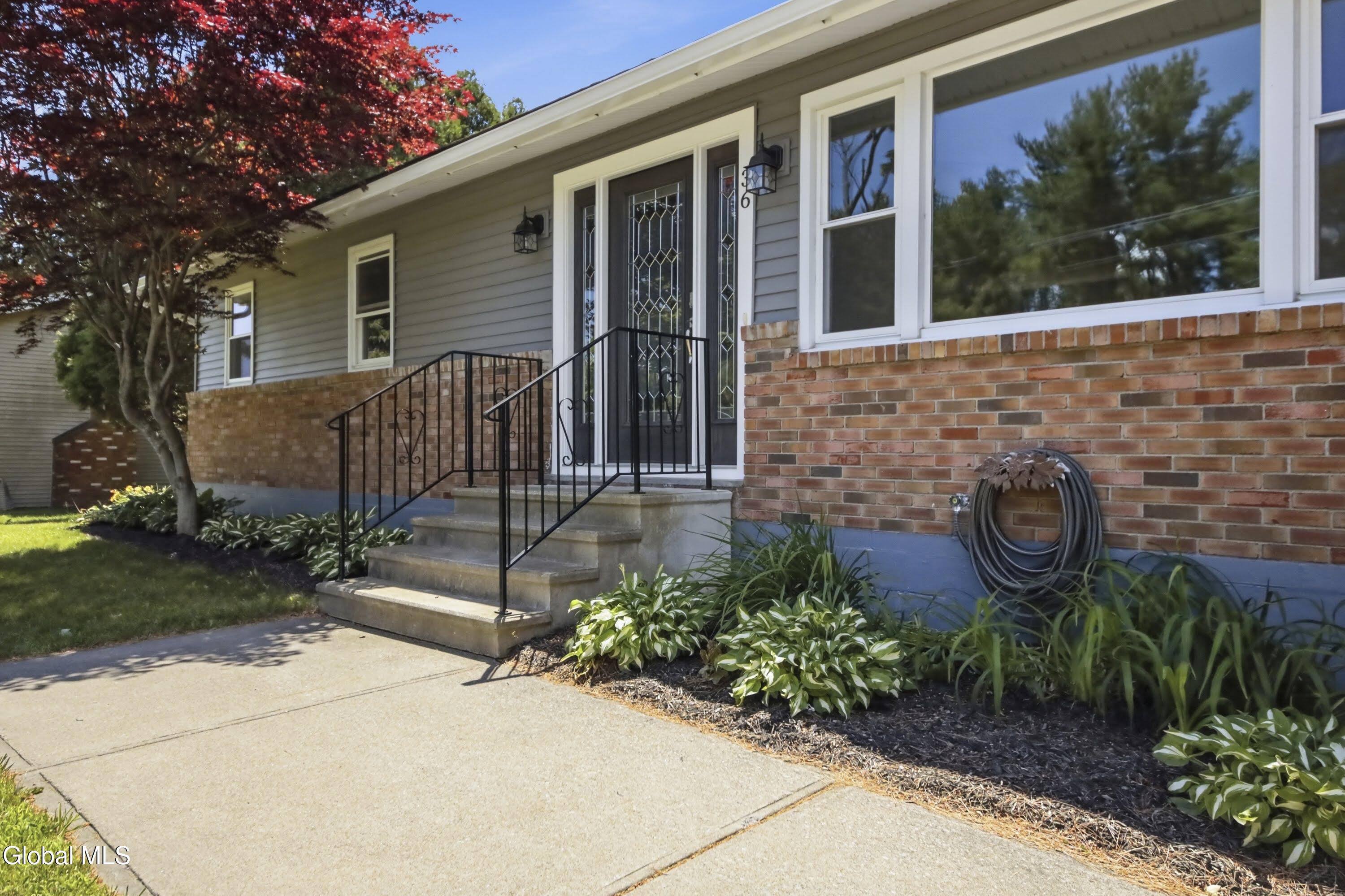 36 Snake Hill Road Glenville NY 12302