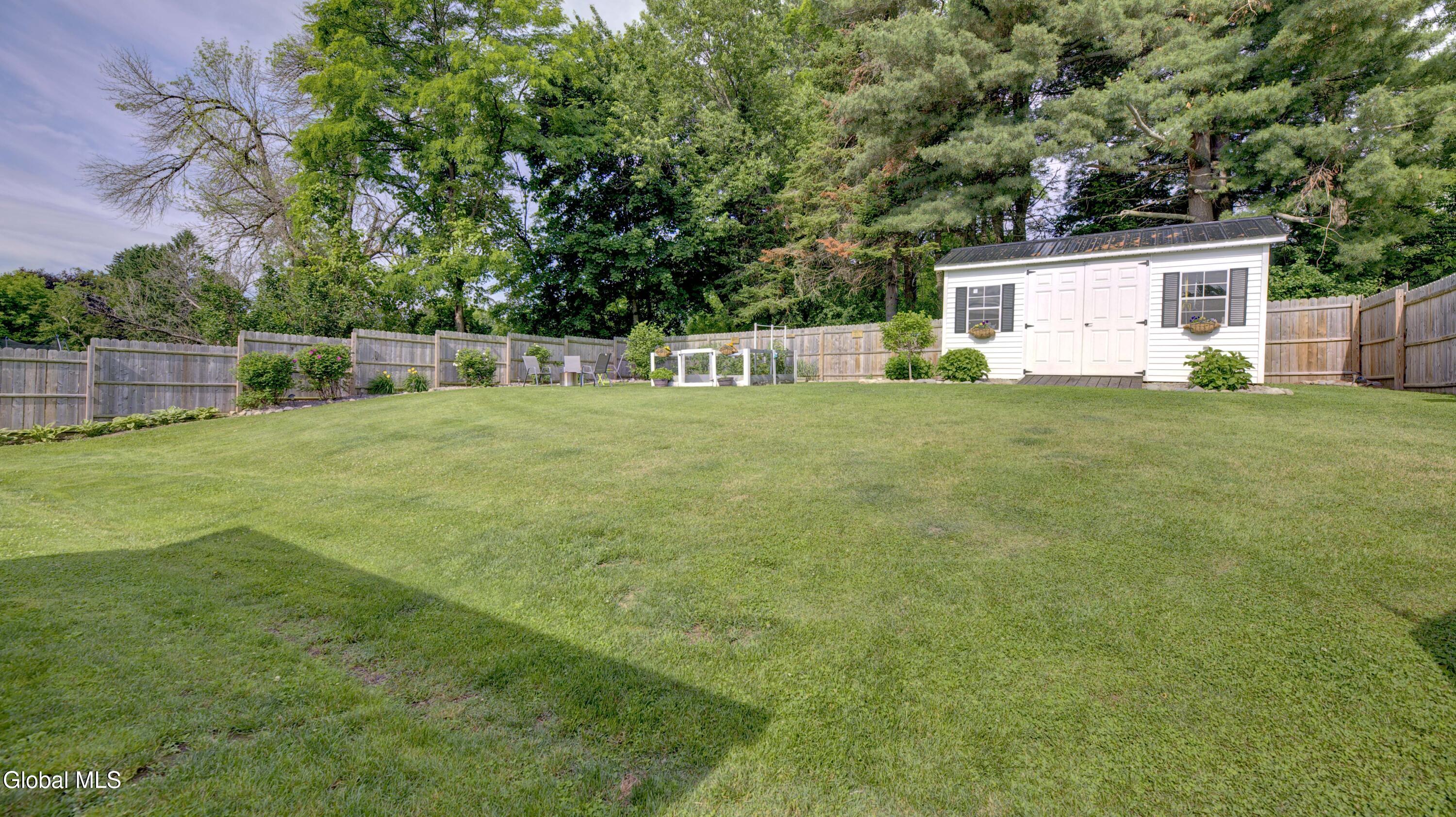 151 Pleasant Avenue Johnstown NY 12095
