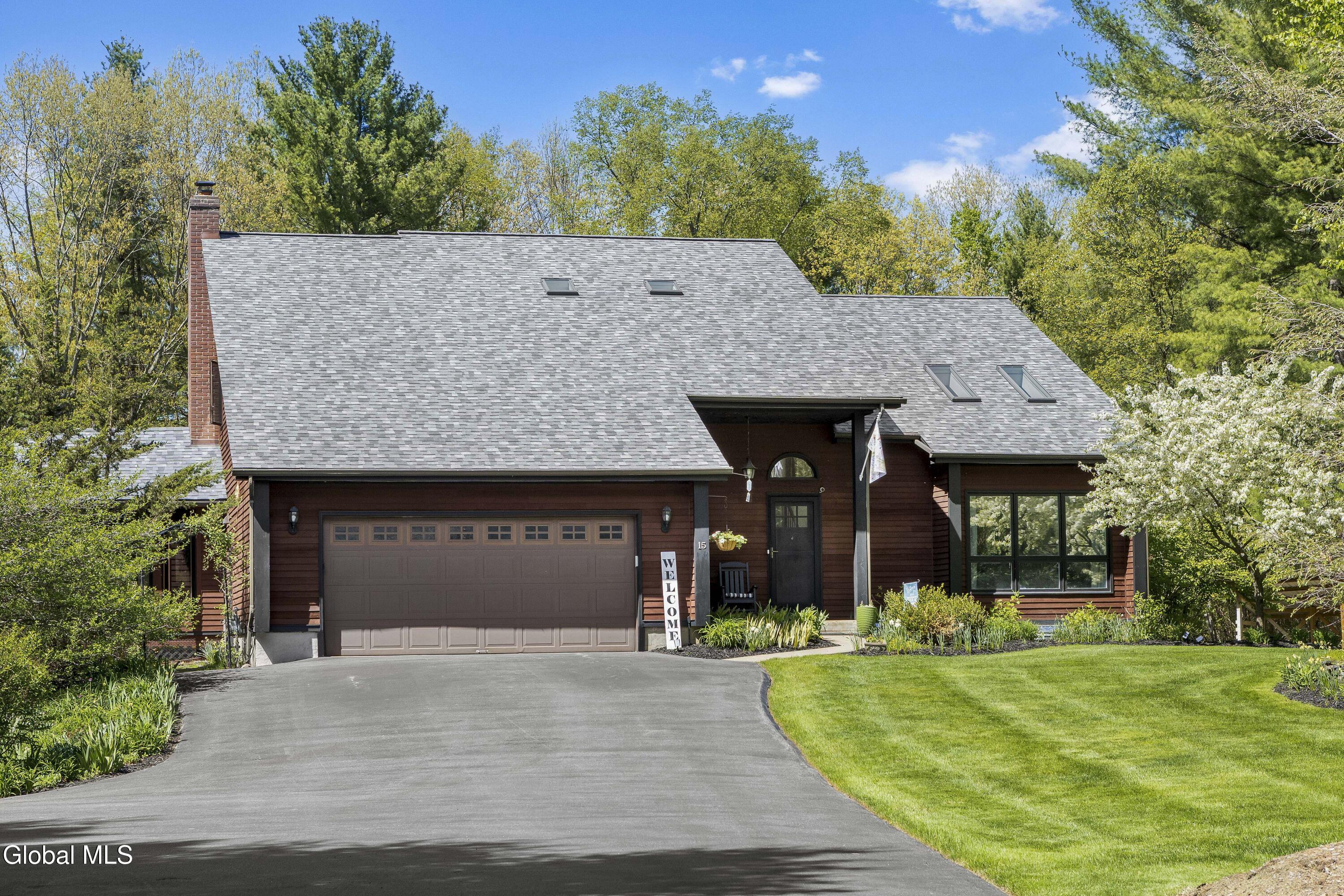 15 Dyer Switch Road Saratoga Springs NY 12866
