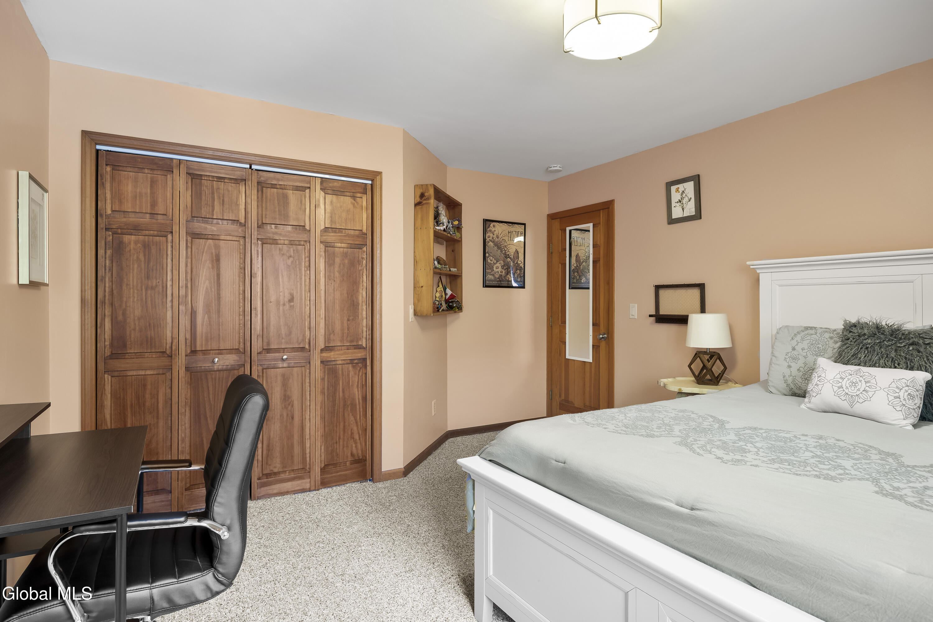 15 Dyer Switch Road Saratoga Springs NY 12866